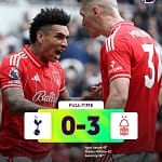 Vitor Pereira celebre sa premiere victoire en Premier League avec Nottingham Forest face a Tottenham