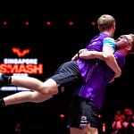 Félix et Alexis Lebrun brandissent leur trophée du Grand Smash de Singapour 2026
