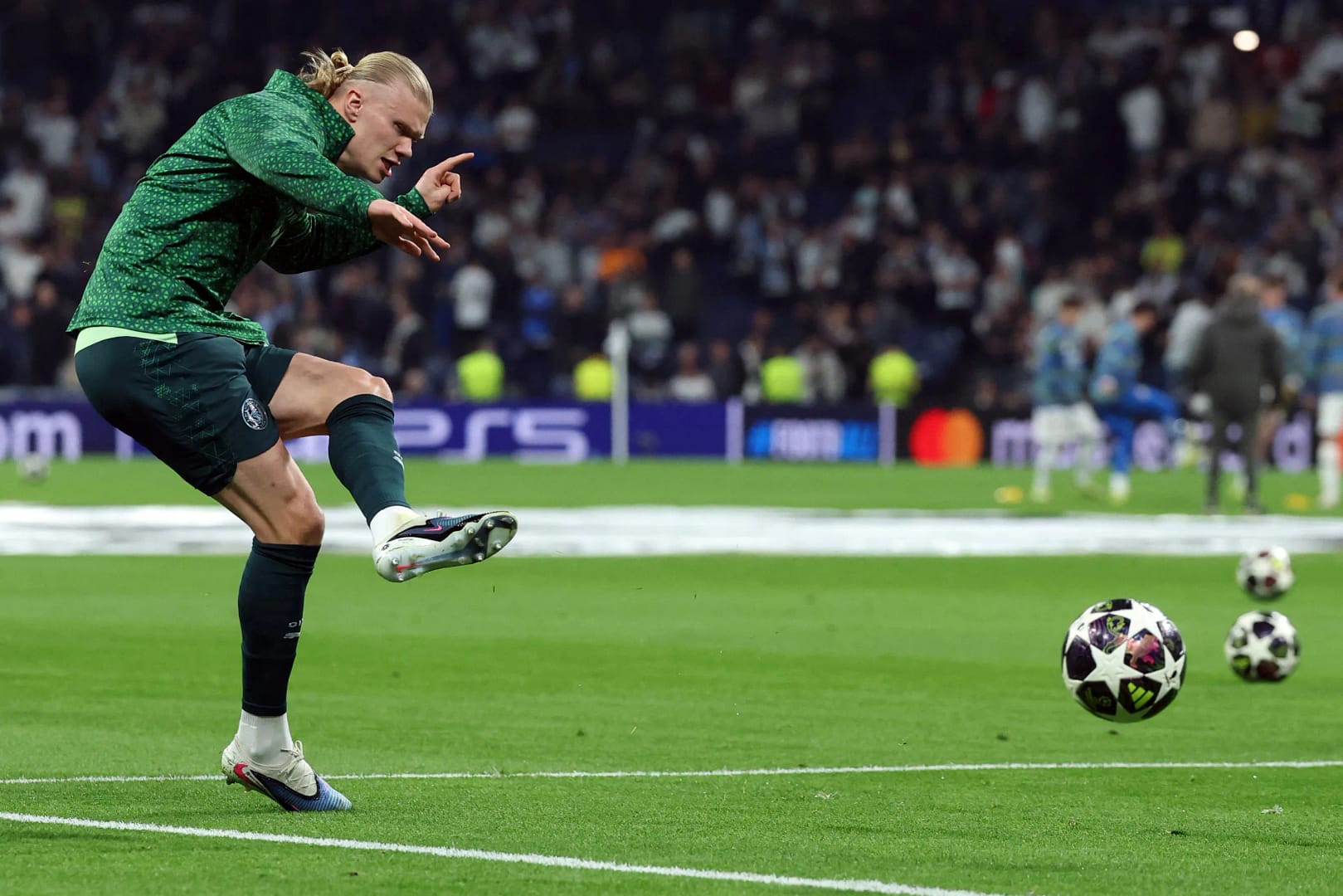 Ambiance Champions League huitiemes de finale retour 2026 PSG Arsenal City